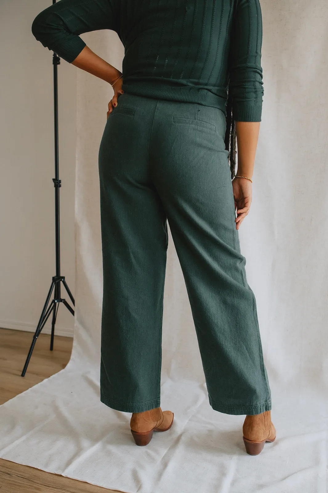 The Kunis Linen Pant - Pineneedle